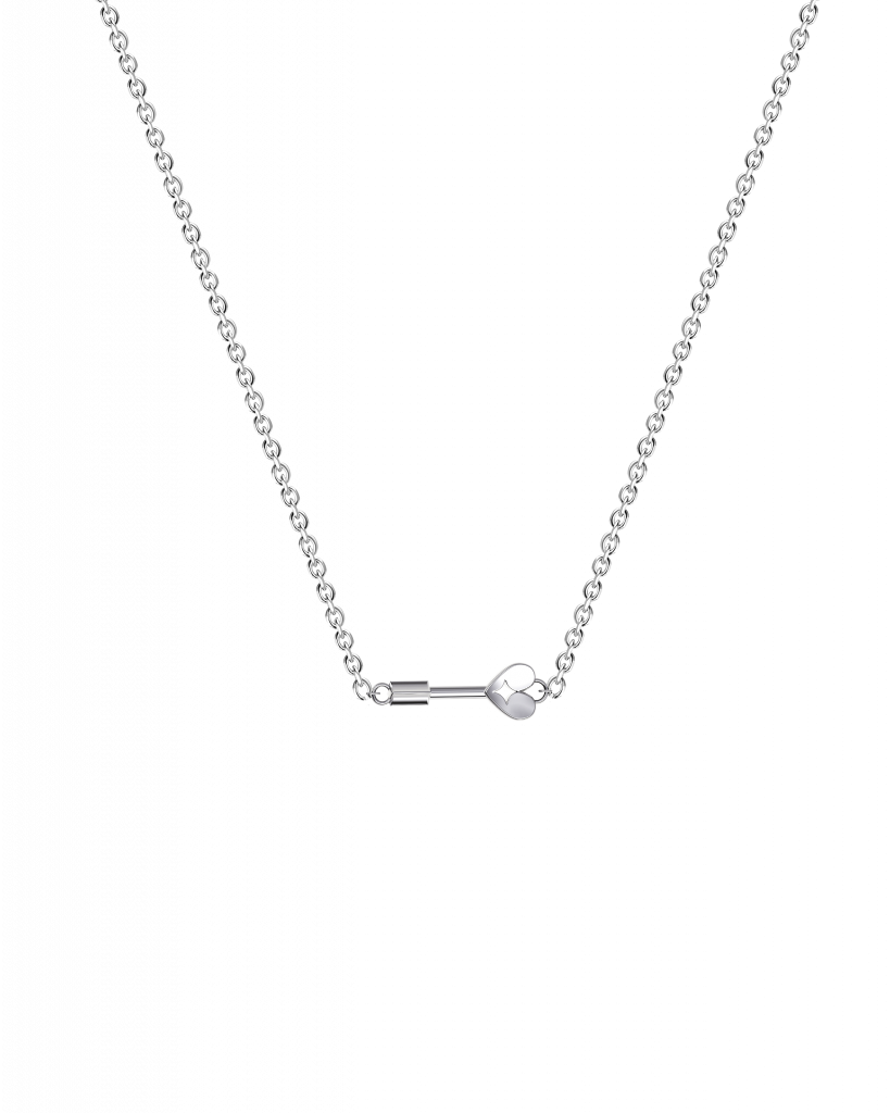 Mały wisiorek w kształcie klucza jelenia